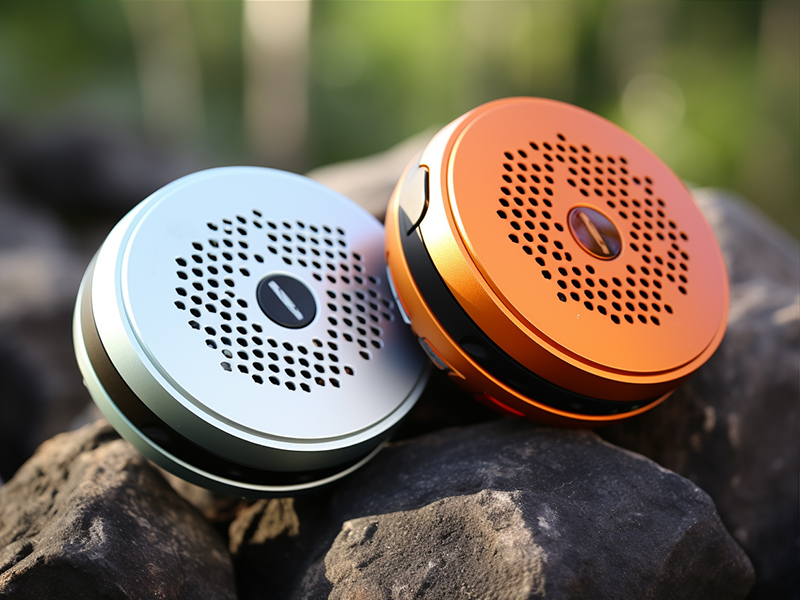 創(chuàng)新藍(lán)牙小音響箱外觀設(shè)計(jì)引領(lǐng)潮流(創(chuàng)意金屬新款藍(lán)牙音箱)(圖1)